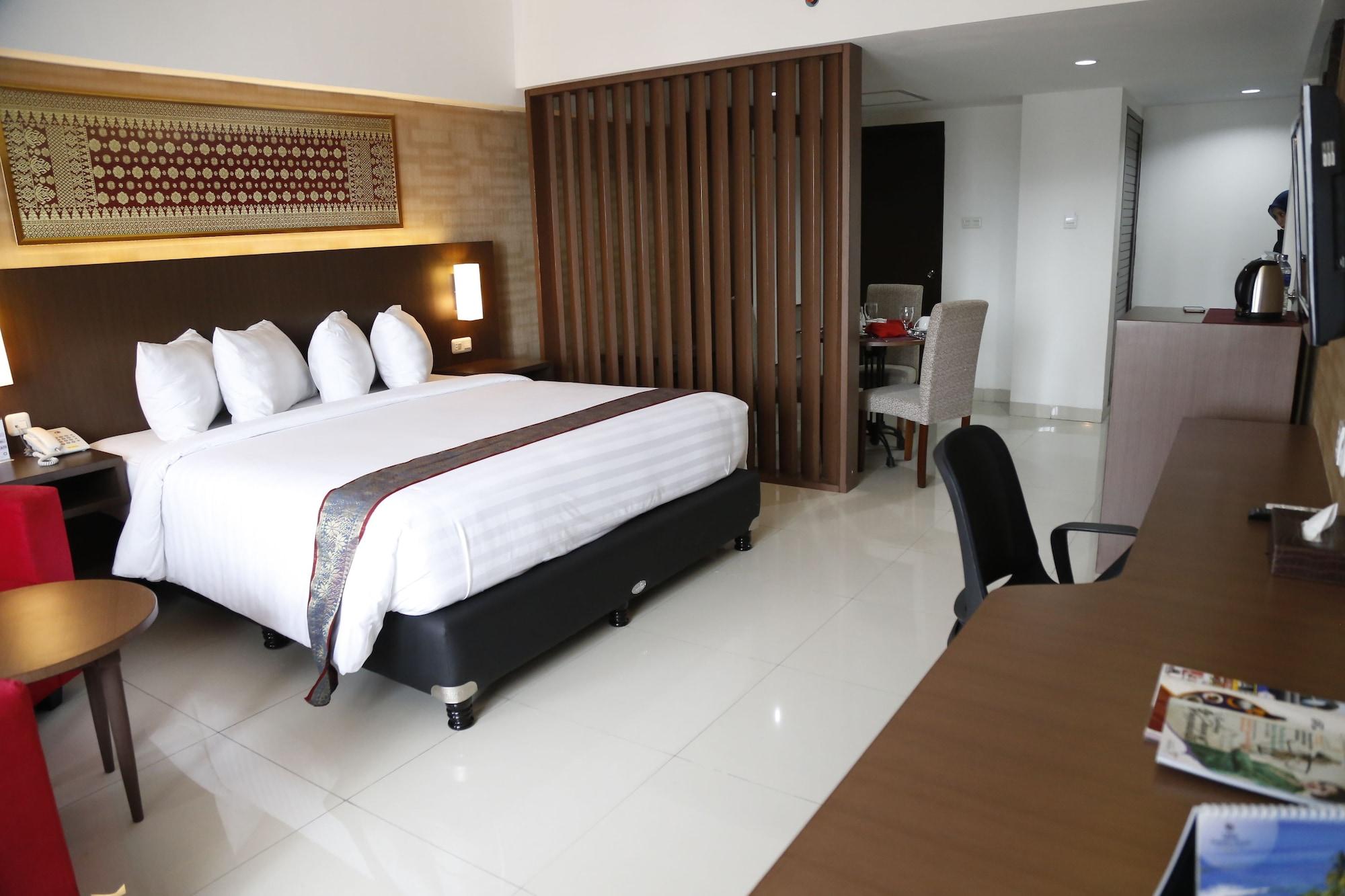 Grand Inna Medan Exterior photo