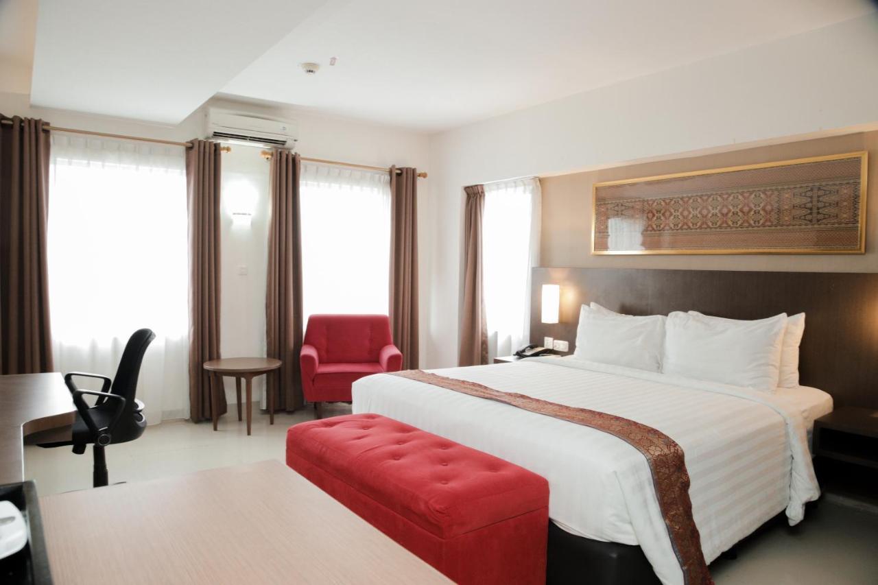 Grand Inna Medan Exterior photo