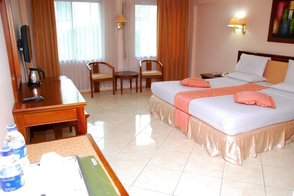 Grand Inna Medan Exterior photo